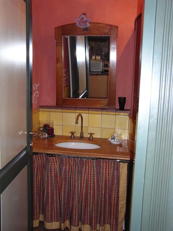 Il Nido Di Tosca Appartement Lucca Kamer foto